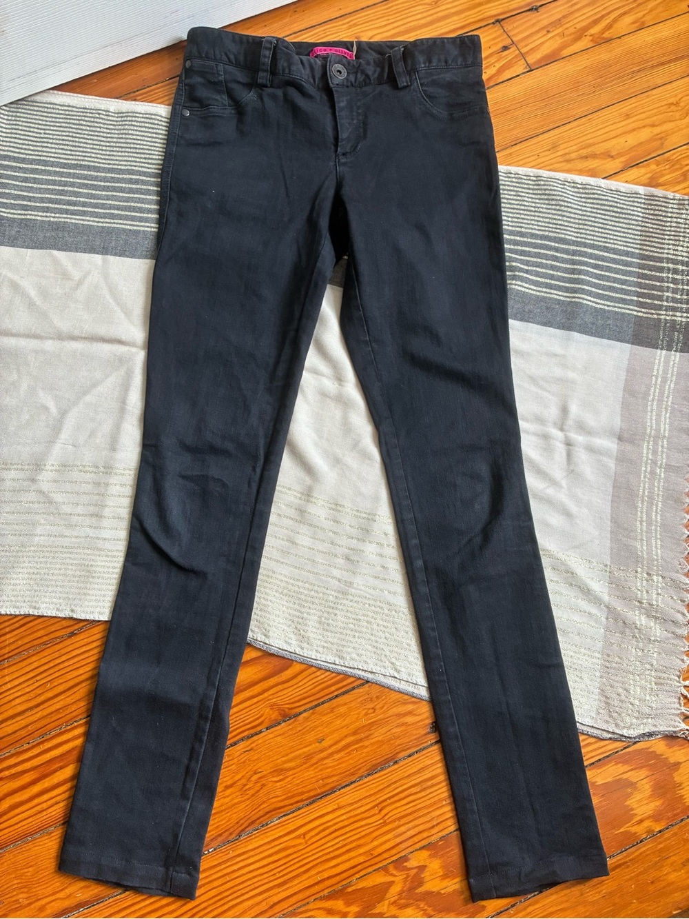Alice + Olivia Black Skinny Jeans